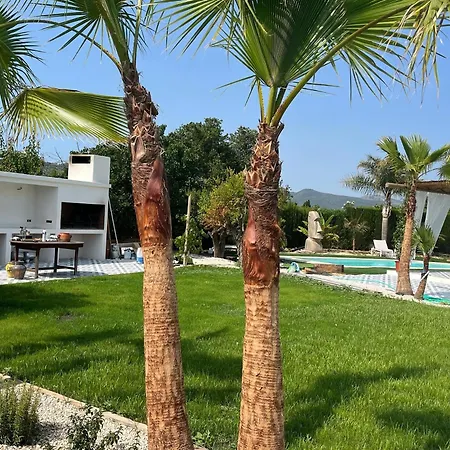 Casanoa Luxury Villa *